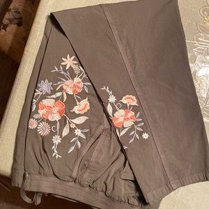 Floral Embroidered Pants